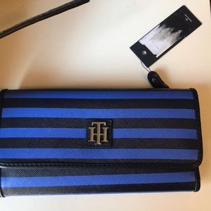 Tommy Hilfiger Stripped Wallet